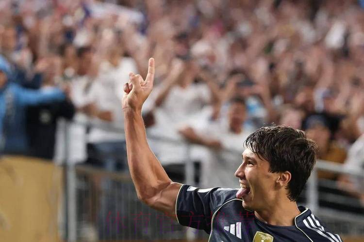 贡萨洛-加西亚：为皇马首发出战梦想成真